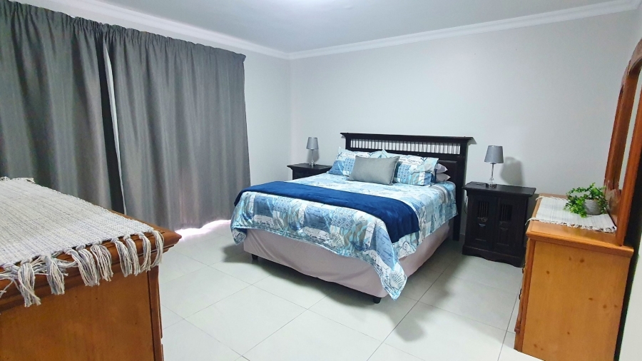3 Bedroom Property for Sale in Dana Bay Western Cape